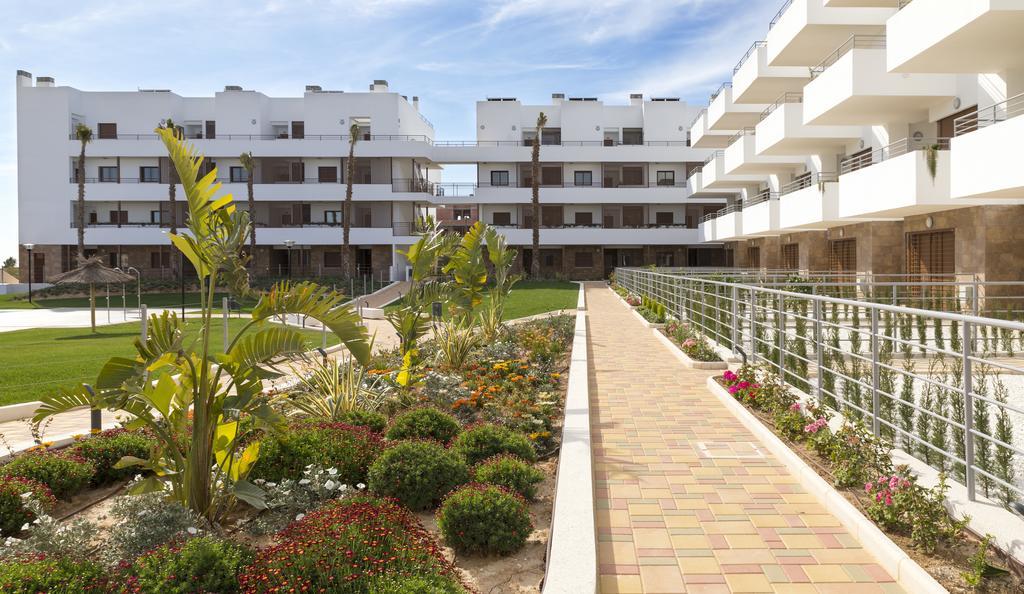 Terrazas De Campoamor By Mar Holidays Orihuela Exterior photo