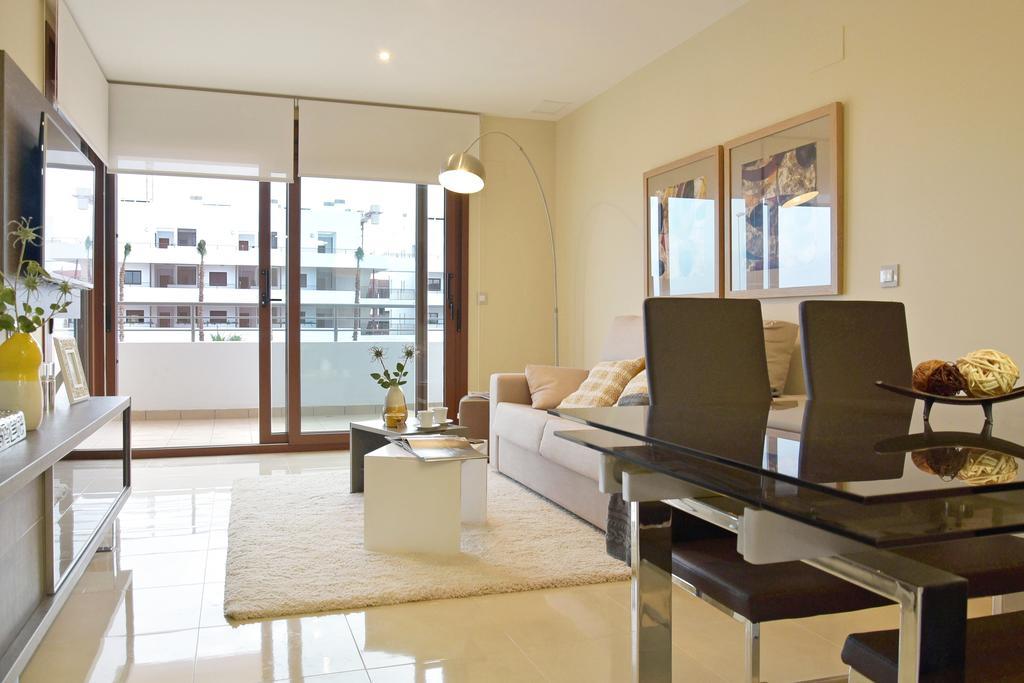 Terrazas De Campoamor By Mar Holidays Orihuela Exterior photo